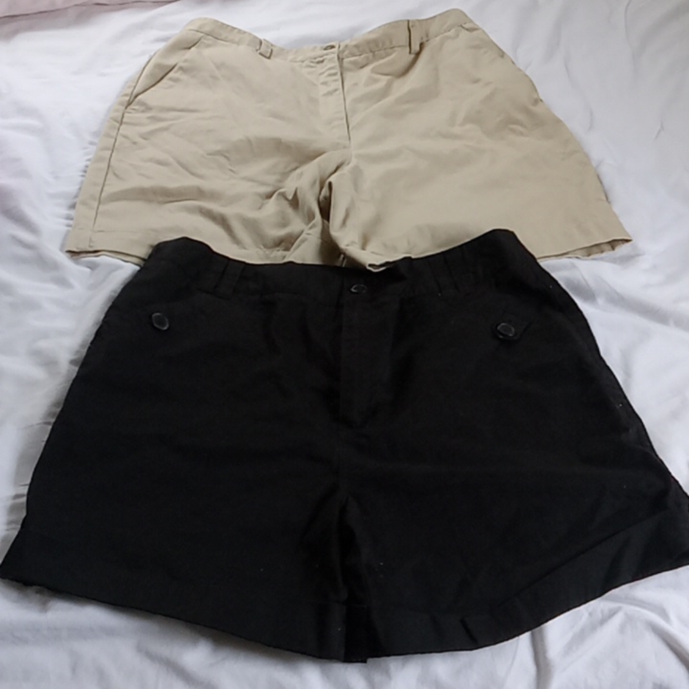 Liz Claiborne and white stack short
